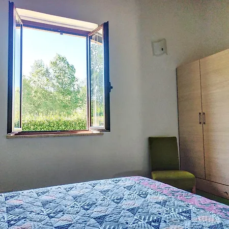 Agriturismo La Casa Del Vecchio Mulino Фермерский дом Carassai