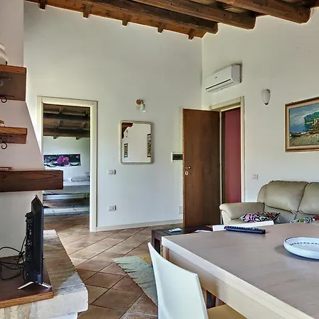 Agriturismo La Casa Del Vecchio Mulino Фермерский дом