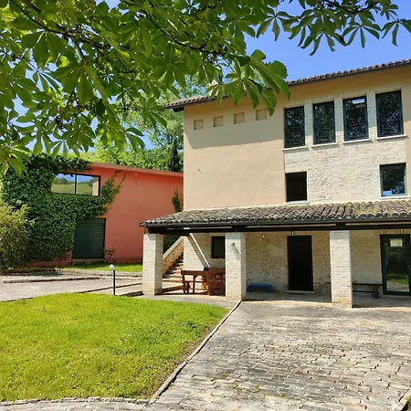 Agriturismo La Casa Del Vecchio Mulino Фермерский дом *