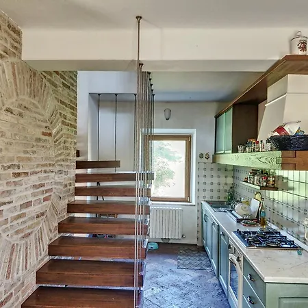 Agriturismo La Casa Del Vecchio Mulino Фермерский дом Carassai