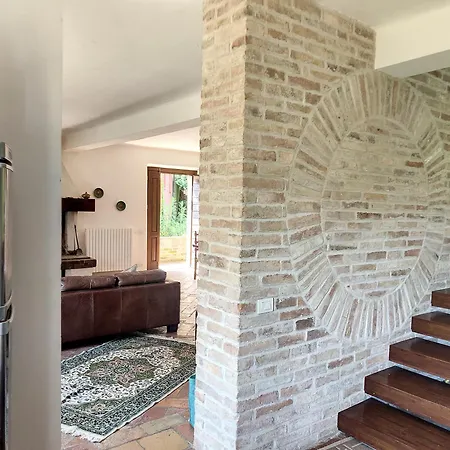 Agriturismo La Casa Del Vecchio Mulino Фермерский дом Carassai