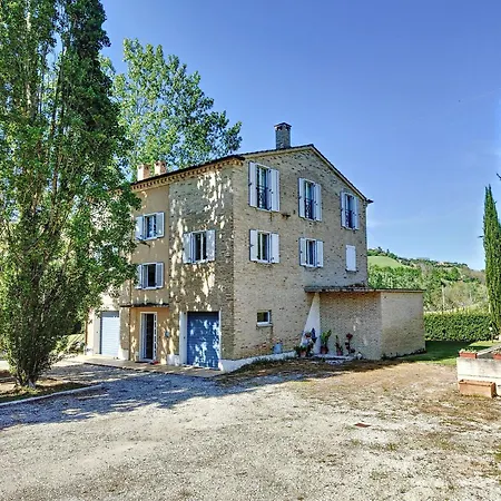 Фермерский дом Agriturismo La Casa Del Vecchio Mulino Carassai